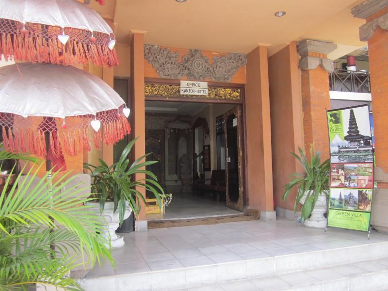 Oyo 3244 Grand Chandra Hotel Denpasar  Ngoại thất bức ảnh