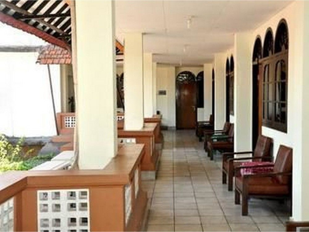 Oyo 3244 Grand Chandra Hotel Denpasar  Ngoại thất bức ảnh